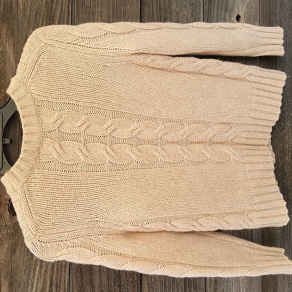 Ann Taylor Cream Colored Cable Knit Sweater Size XS - Picture 4 of 5